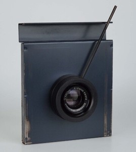 A Schneider-Kreuznach G-Claron WA 11/270 lens, No. 13 266 682, together