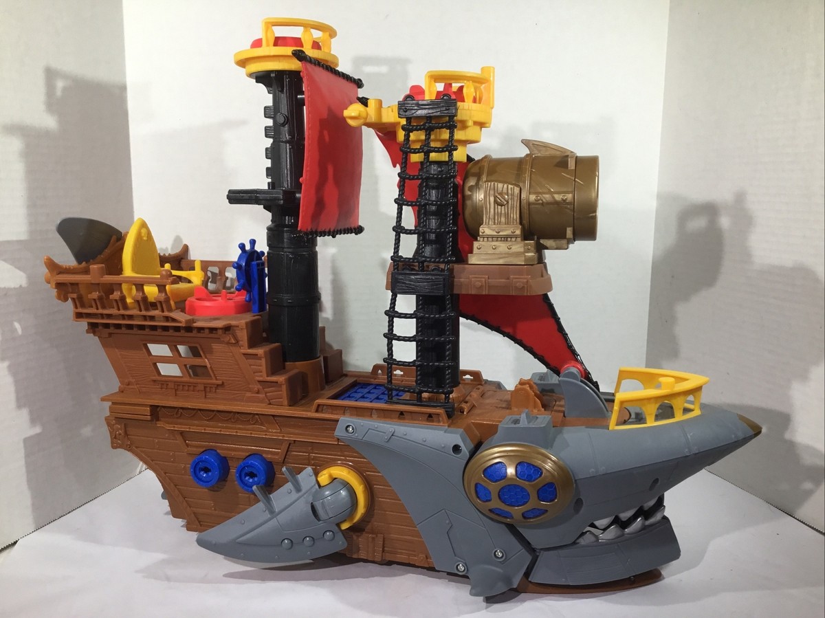 2015 Mattel Fisher Price Imaginext Shark Bite Pirate Ship Toy CK1