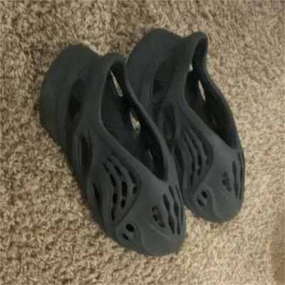 adidas Yeezy Foam Runner Gray Slip-On Men's Sandals Breathable Foam Casual