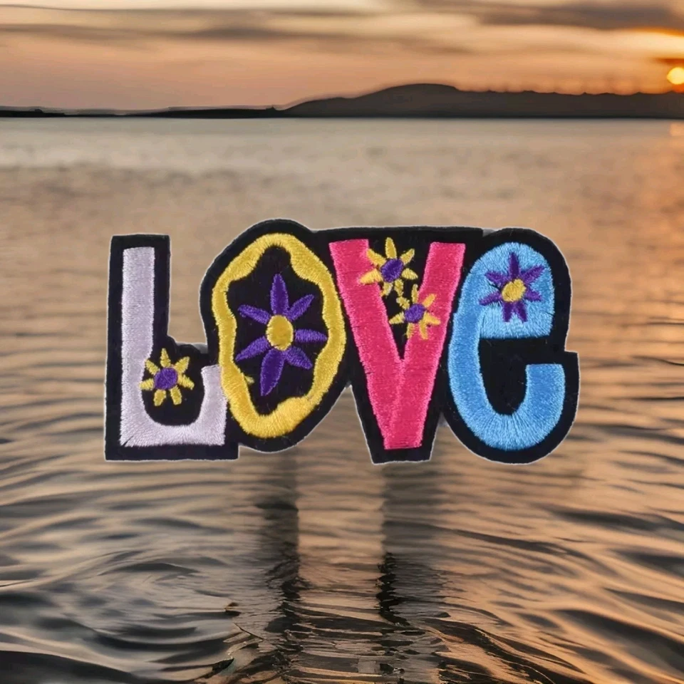 2pc Patch Peace And Love Embroidered Iron On Patches PB21 - Image 4 of 4