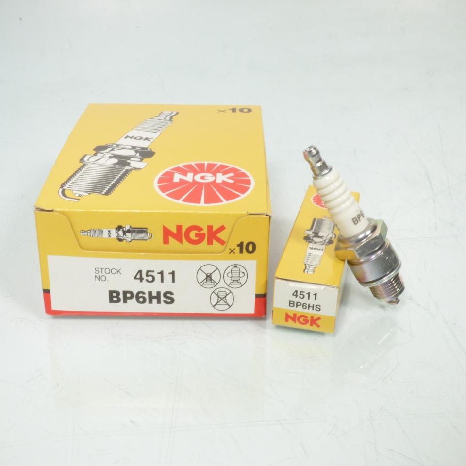 Bougie d'allumage NGK moto Ducati 900 Darmah étincelle stable pour moteur bicylindre