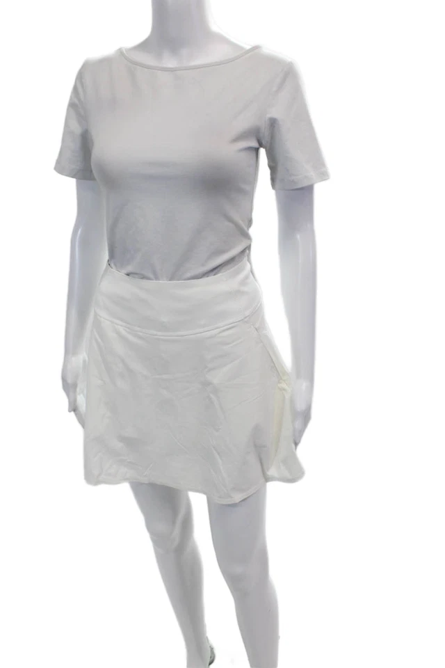 Pantalón corto de tenis Puma para mujer Pull On A Line blanco talla mediana Foto 2 de 4