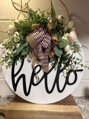 Floral HELLO Sign Great Condition Farmhouse Style Black/White