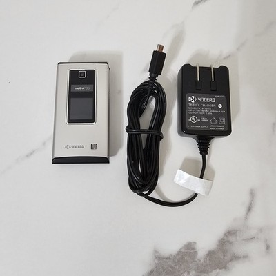 Kyocera Mako S4000 Grey-Black MetroPCS CDMA Flip Phone