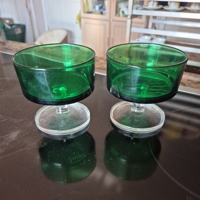 2 Rare Green LUMINARC ARCOROC France Cavalier SHERBERT CHAMPAGNE GLASSES