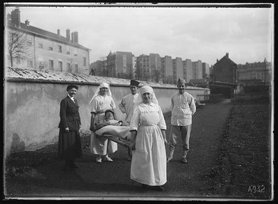 Paris France 1919 Dr Girard Mangin Edith Cavell Hospital Nurses Patient Removal