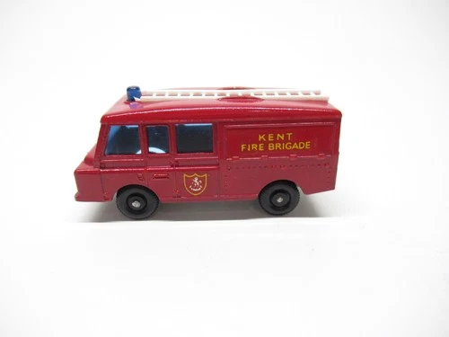 MATCHBOX LESNEY #57 LAND ROVER FIRE TRUCK KENT BRIGADE MINT