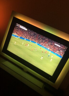 Philips Cineos   Ambilight   42''   LCD   Flat TV  