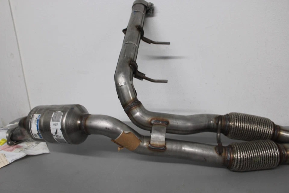 FORD EXPEDITION 3.5L V6 GAS CATALYTIC CONVERTER OEM (2018-2023) Foto 4 de 4