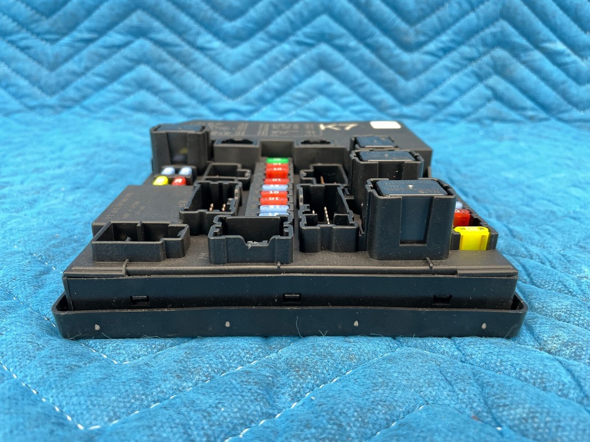 Infiniti Nissan IPDM Intelligent Power Distribution Module Infiniti Nissan IPDM Intelligent Power Distribution Module