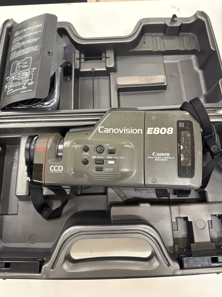 Canon Canovision E808 Video Camera 8x Zoom CCD Recorder T2945 NVB - Image 2 of 4