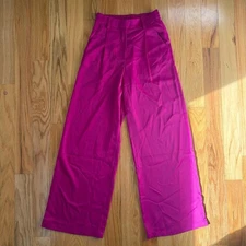 House-of-harlow-1960 Women's Pink Trousers