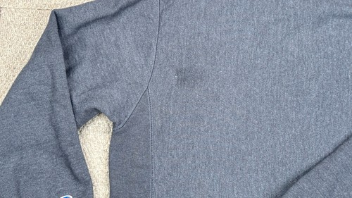 Champion Rhodes Vintage Reverse Weave Long Sleeve Sweatshirt Size Medium - Picture 9 of 9