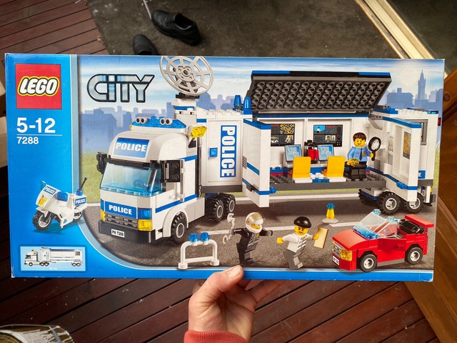 lego city mobile police unit 7288