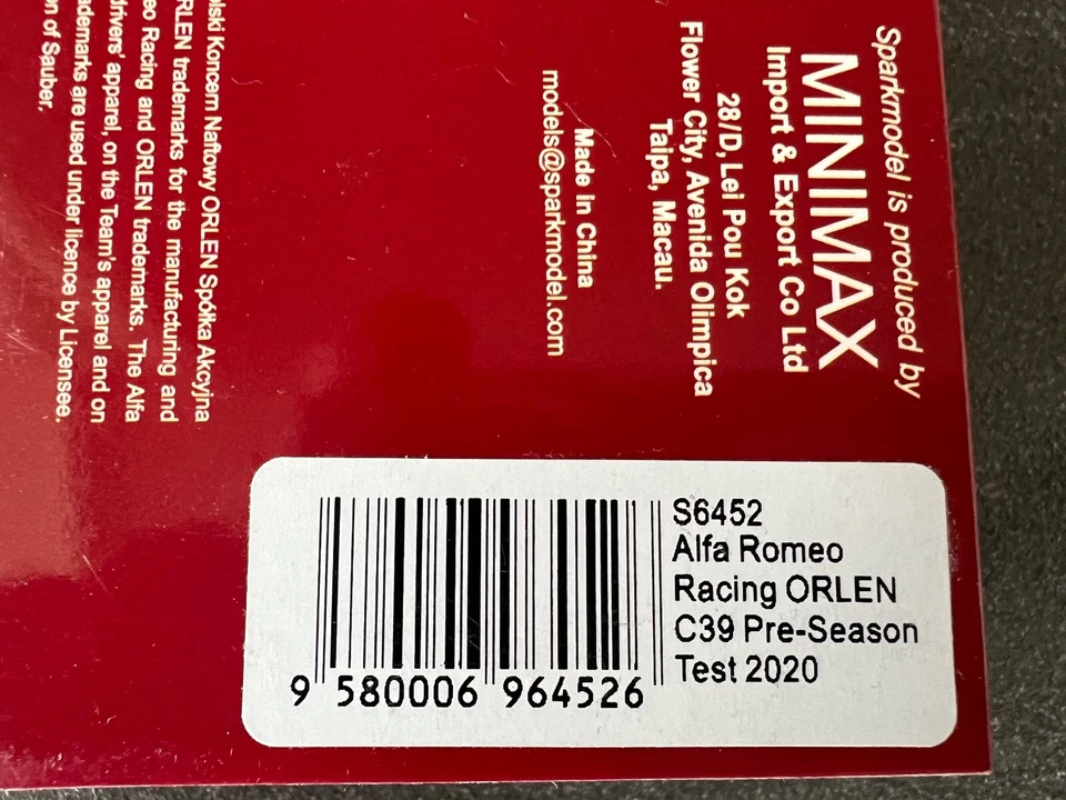 Spark F1 Alfa Romeo Sauber C39 K. Raikkonen 1:43 Pre Season SIGNED BY KIMI - Bild 3 von 4