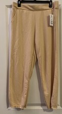 New Women s Pajama Pants Size: Medium 8/10