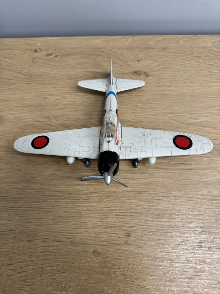 5 Toy Mark 1:48 WWII Airplanes -  P-38 Lighting, P-51, BF-109 (2x), and Zero - Image 2 of 4