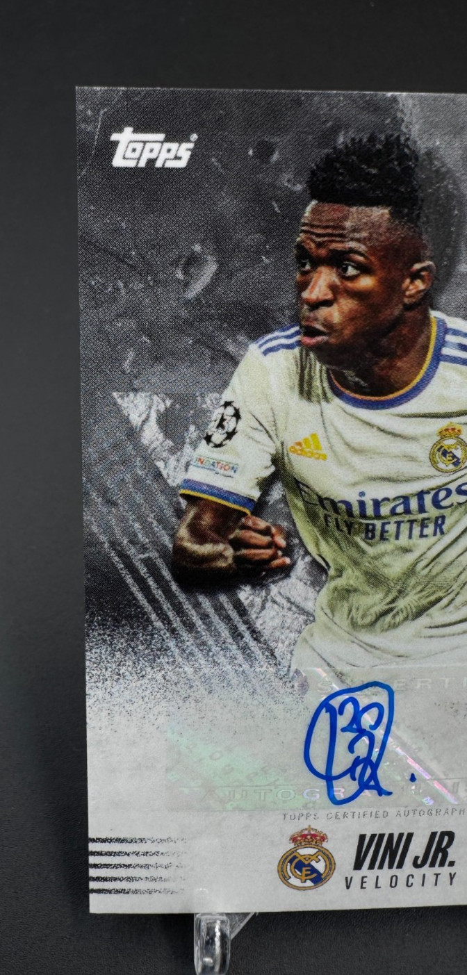 Vini Jr 2023 Topps Velocity Auto /49 Real Madrid Vinicius Junior Autograph view 2