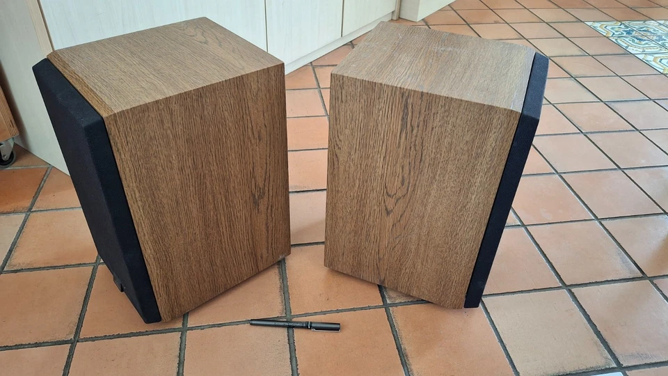 diffusori vintage per casa Celestion 5   35cm x21cm x 25cm   peso 4,7Kg x cassa - Immagine 2 di 4