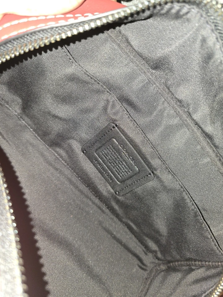 Bolso grande de viaje/aseo Coach de cuero exclusivo nuevo con etiquetas Foto 4 de 4