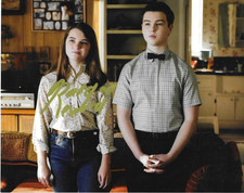 * RAEGAN REVORD * signed 8x10 photo * YOUNG SHELDON * COA *