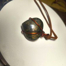 Handcrafted Copper Wire Wrapped LABRADORITE Heart Stone Necklace.