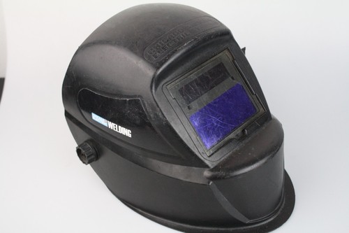 Chicago Electric Auto-darkening Welding Helmet