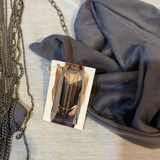 Women's Gray Fashion Scarf w/Pewter Metal Chains New with tags