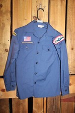 Boy Scouts of America BSA Youth Shirt 14 Large Blue Vintage Cub Sewn on patch