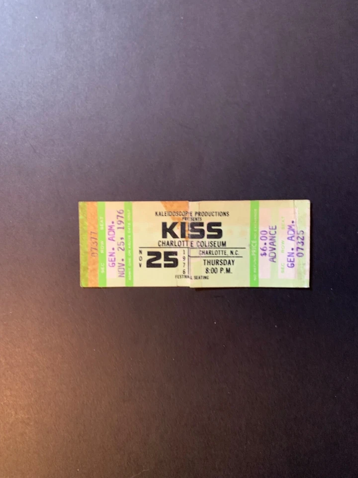 kiss 1976 destroyer tour program and 2 ticket stubs - Image 2 of 3