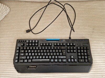 Logitech G910 Orion Spectrum Mechanische Gaming-Tastatur (920-008013)