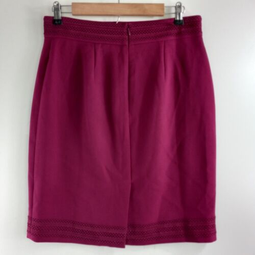 Ann Taylor Pencil Skirt Women's Size 8P Wine Solid Knee Length Lined Slit - Picture 2 of 5
