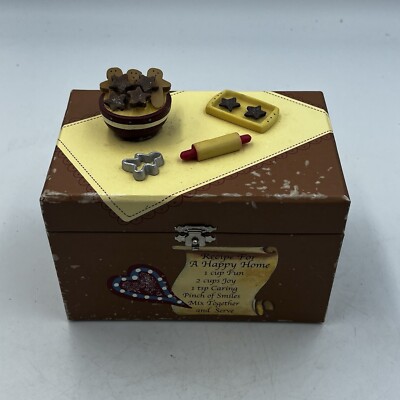 Vintage Russ Berrie 3D Gingerbread Cookie Baking Recipe Box W/Cards Kitschy READ