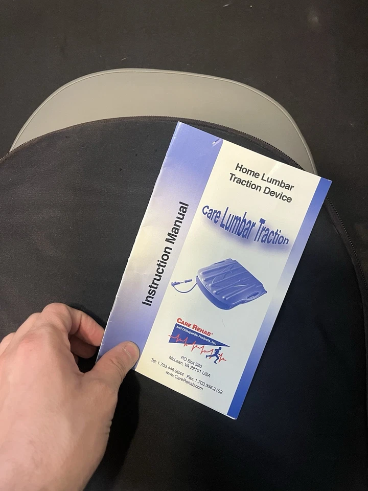 Dispositivo de tracción lumbar para el hogar con estuche de viaje Foto 4 de 4