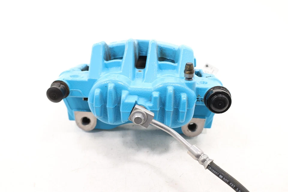 Pinza de freno de disco del lado del pasajero delantero derecho Fisker Ocean AWD 2023-2024 OEM Foto 4 de 4