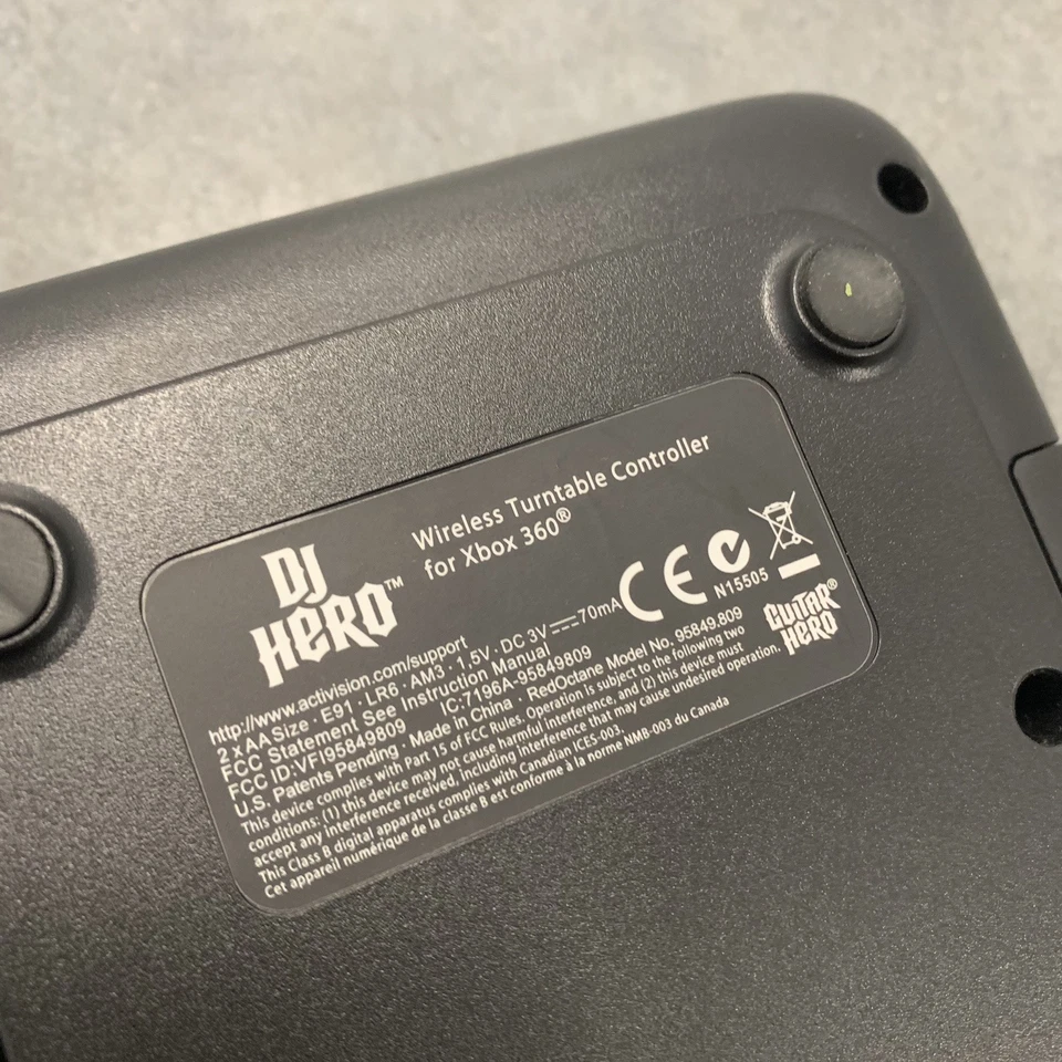 Dj Hero Xbox 360 Wireless Turntable Controller Works Great Missing Battery Cover - Image 2 of 4