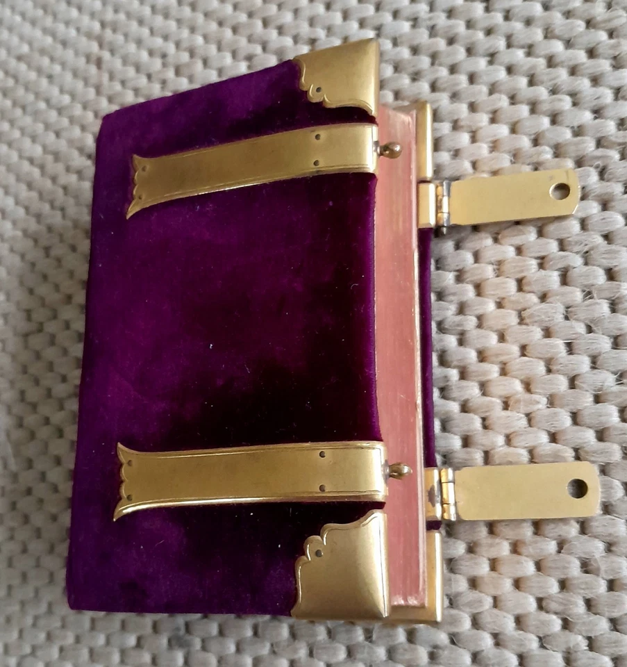 1873 Near Fine Condition Miniature Velvet & Brass Book of Prayer & Hymns - Image 4 of 4