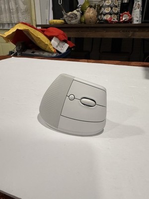 Logitech Lift Vertical Ergonomic Mouse Right Hand White With Dongle