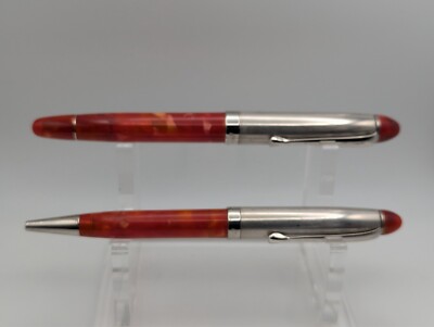 Delta Graffiti Hoodie Red Fountain and Ballpoint Pen Set (Pre-Owned)
