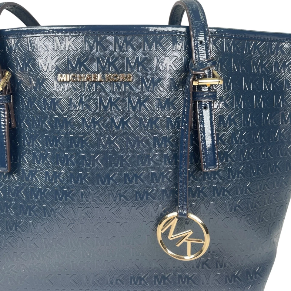 Bolsa tote MK Michael Kors jet set viagem média azul marinho intocada em excelente estado usado - Imagem 2 de 4