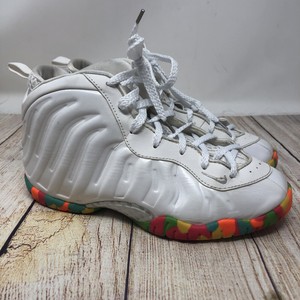 white fruity pebble foams