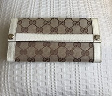 Authentic Gucci Women  s Monogram Wallet New