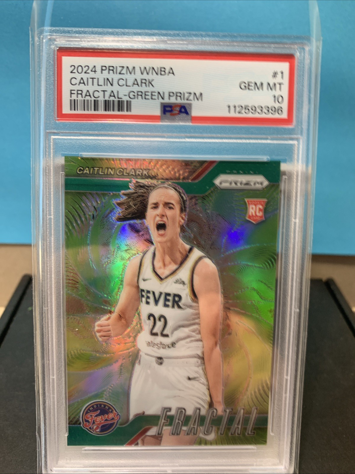 2024 PRIZM WNBA-FRACTAL-GREEN PRIZM CAITLIN CLARK #1 ( RC) PSA GEM MT 10