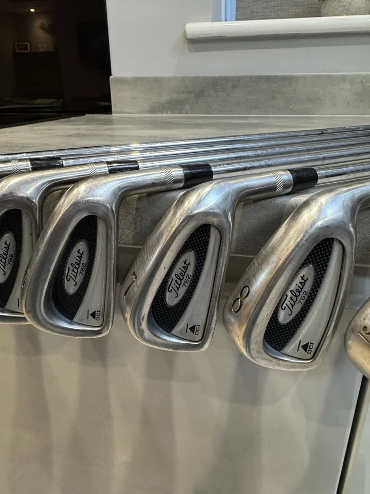 Titleist DCI 762 Irons 3-PW Dynamic Gold Steel Shafts Used Condition - Image 4 of 4