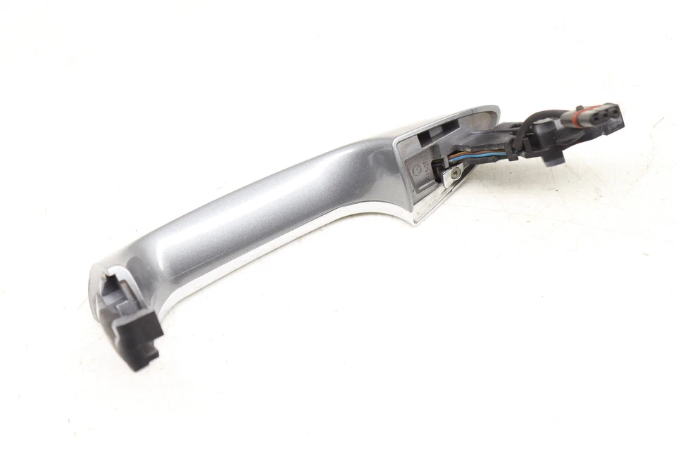 Mercedes-Benz GLS550 2017-2019 - Manija de puerta exterior derecha 2047601470 Foto 3 de 4