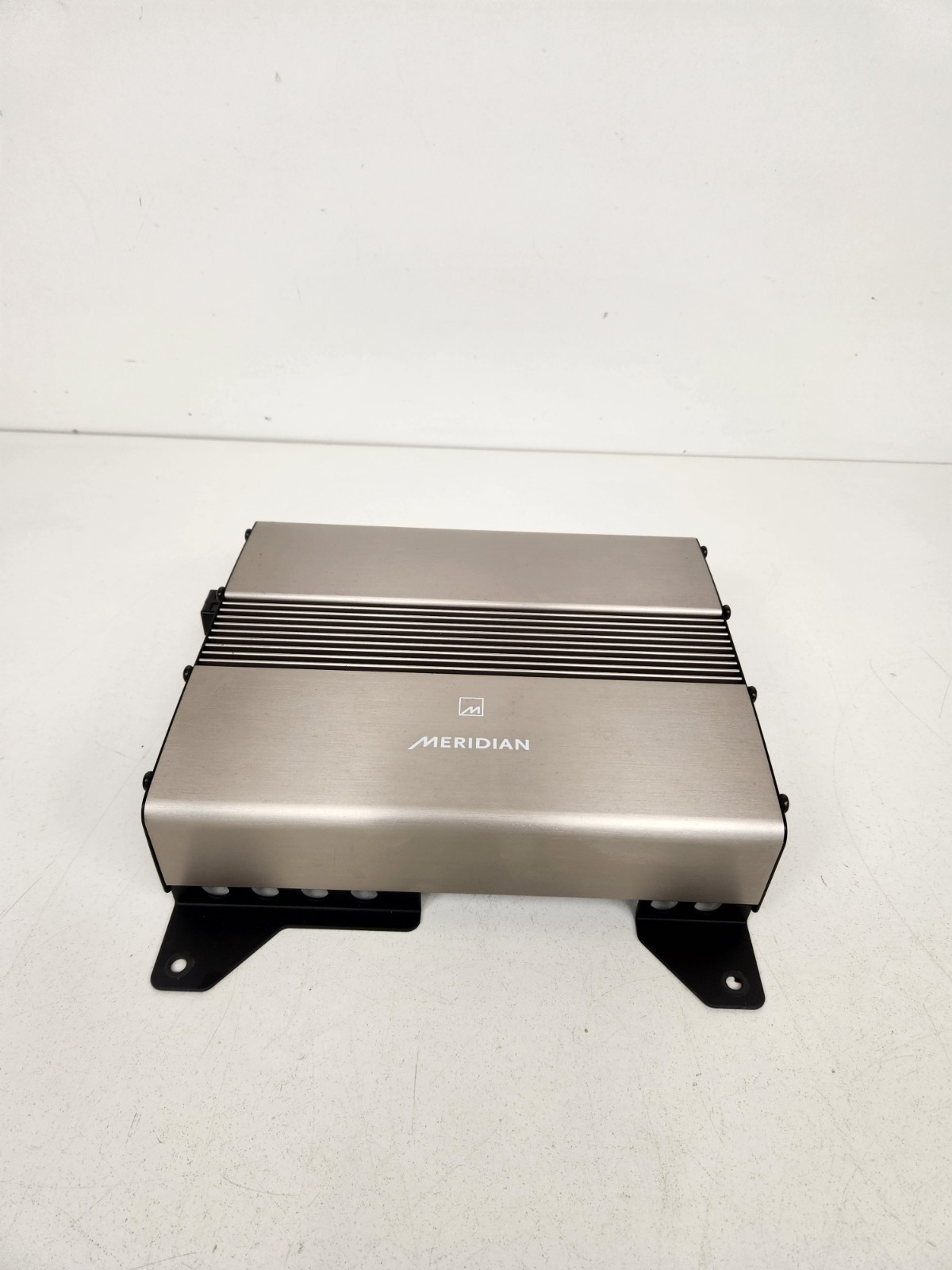 McLaren MP4-12C 2012-2014 Amplifier