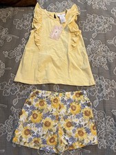 Brand New Tommy Bahama 4T 2 Piece Outfit Set