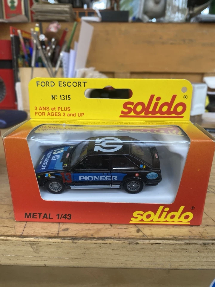 Modellino pressofuso Solido Ford Escort MK3 scala 1/43 specifiche rare, ottimo d - Immagine 2 di 4