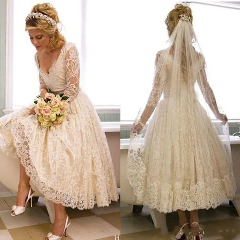 Vestidos de novia baratos Country cortos línea A cuello en V apliques de encaje vestidos hasta el té