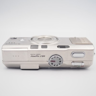 その他 FUJIFILM finepix F810 N Mint] FUJIFILM FinePix F810 Silver Digital Camera 6.3MP w